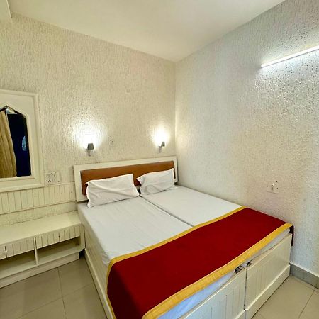 Hotel Kamal Nearest To Taj Mahal Agra  Buitenkant foto