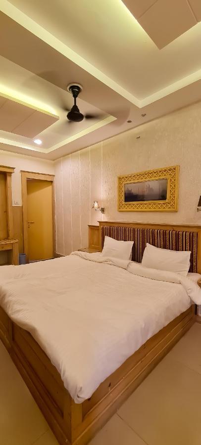 Hotel Kamal Nearest To Taj Mahal Agra  Buitenkant foto