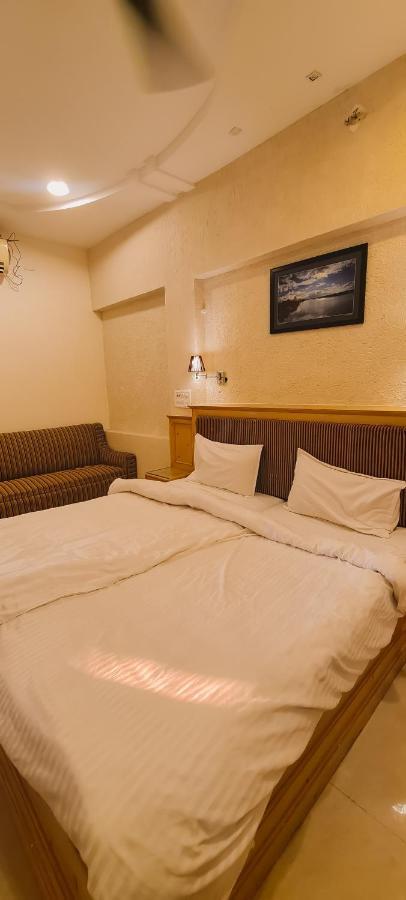 Hotel Kamal Nearest To Taj Mahal Agra  Buitenkant foto