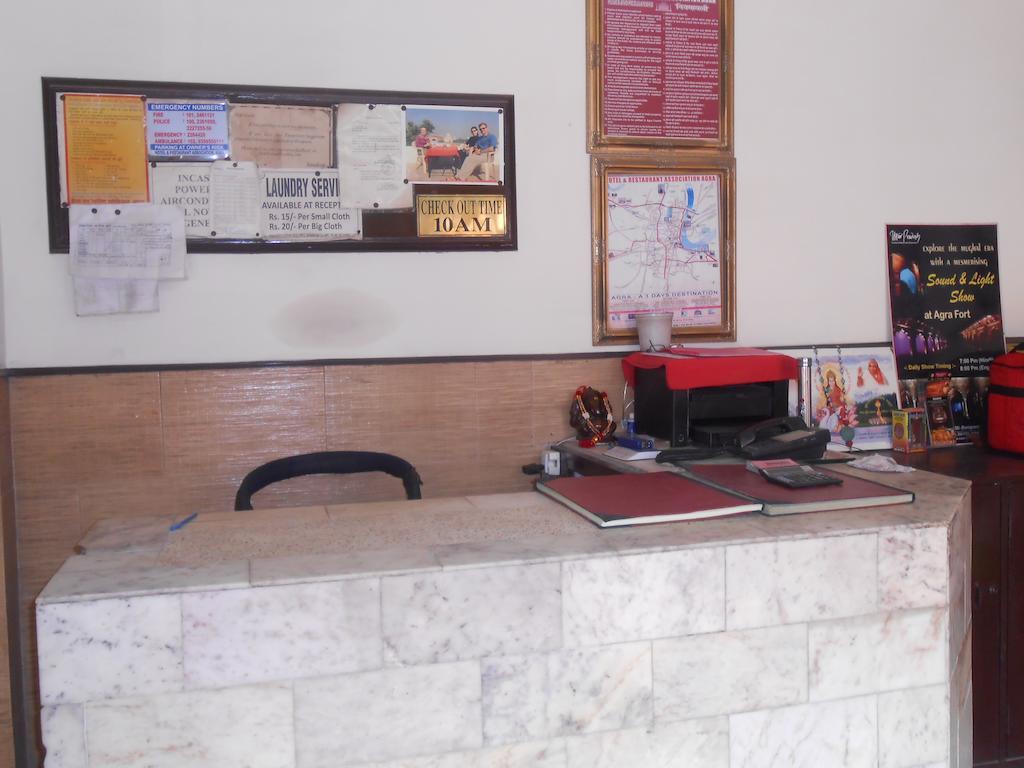 Hotel Kamal Nearest To Taj Mahal Agra  Buitenkant foto