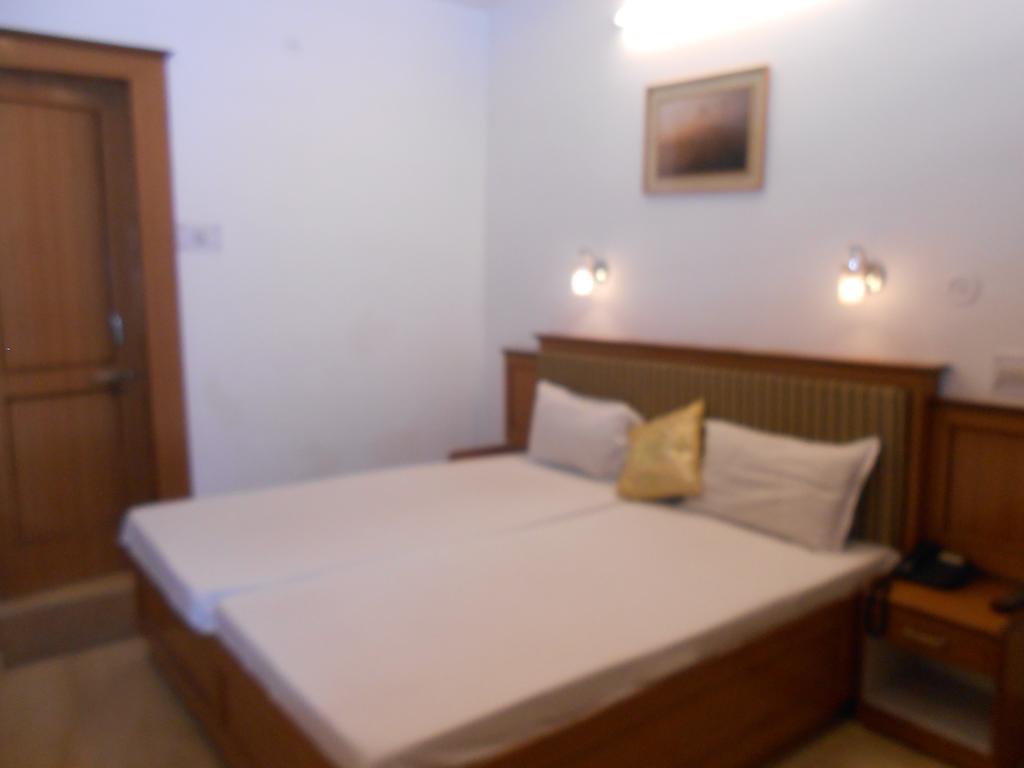 Hotel Kamal Nearest To Taj Mahal Agra  Kamer foto